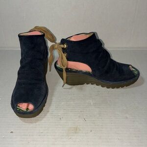 Navy Suede Fly London Peep Toe Wedges Shoes Sz 38 Sz 7.5-8